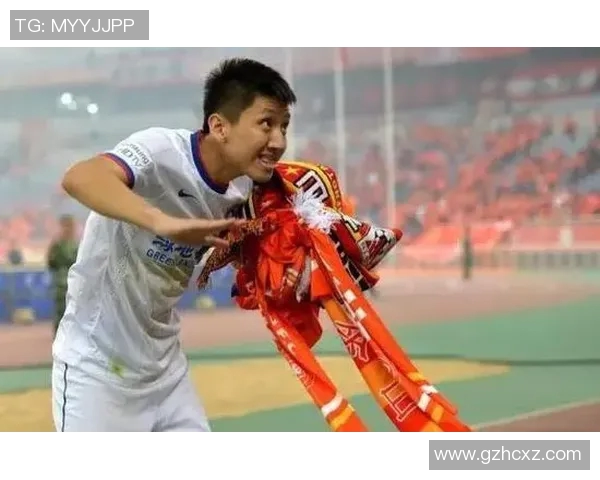 昔日情谊化作赛场争锋巴黎与旧将狭路再战恩怨再起 昔日情谊化作赛场争锋巴黎与旧将狭路再战恩怨再起