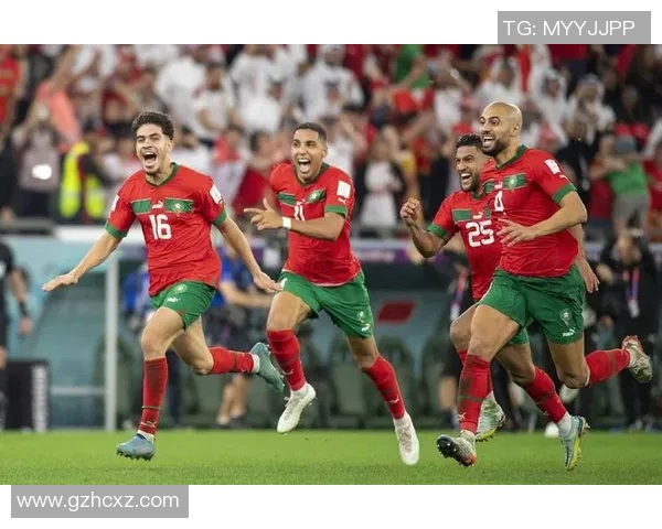 足球世界杯球员体能储备与恢复策略研究及应用分析