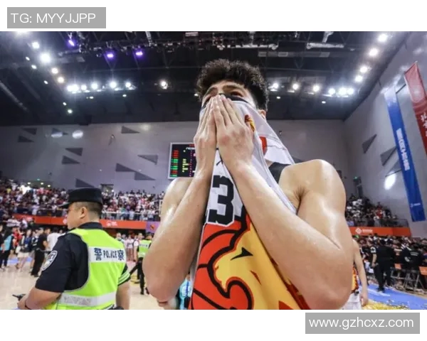 MVP赛后采访爆金句,引全场大笑 MVP赛后采访爆金句,引全场大笑