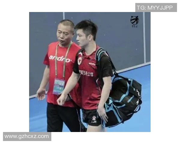 体育明星的日常训练与生活揭秘 他们背后的辛勤与挑战 体育明星的日常训练与生活揭秘 他们背后的辛勤与挑战